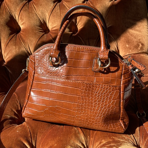 Dana Buchman Top Zip Cherry Crossbody Bag - Picture 2 of 10